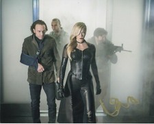 Katie Cassidy Arrow Autographed Signed 8x10 Photo COA 2019-3