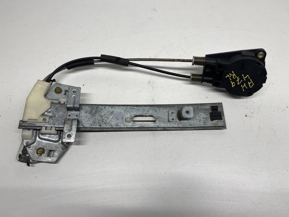 1994-1997 Honda ACCORD REGULADOR DE JANELA LATERAL ESQUERDA TRASEIRO FABRICANTE DE EQUIPAMENTO ORIGINAL, 135-58270 - Imagem 4 de 4