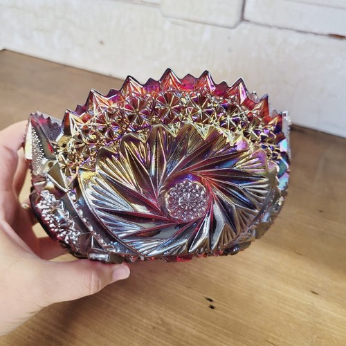 L. E. Smith Red Carnival Glass Pinwheel Comet Stars Bowl – Glows - Picture 5 of 9