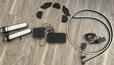 Philips Hue Lot - 55  Gradient Lightstrip, Sync Box, 2 Play Light Bars READ