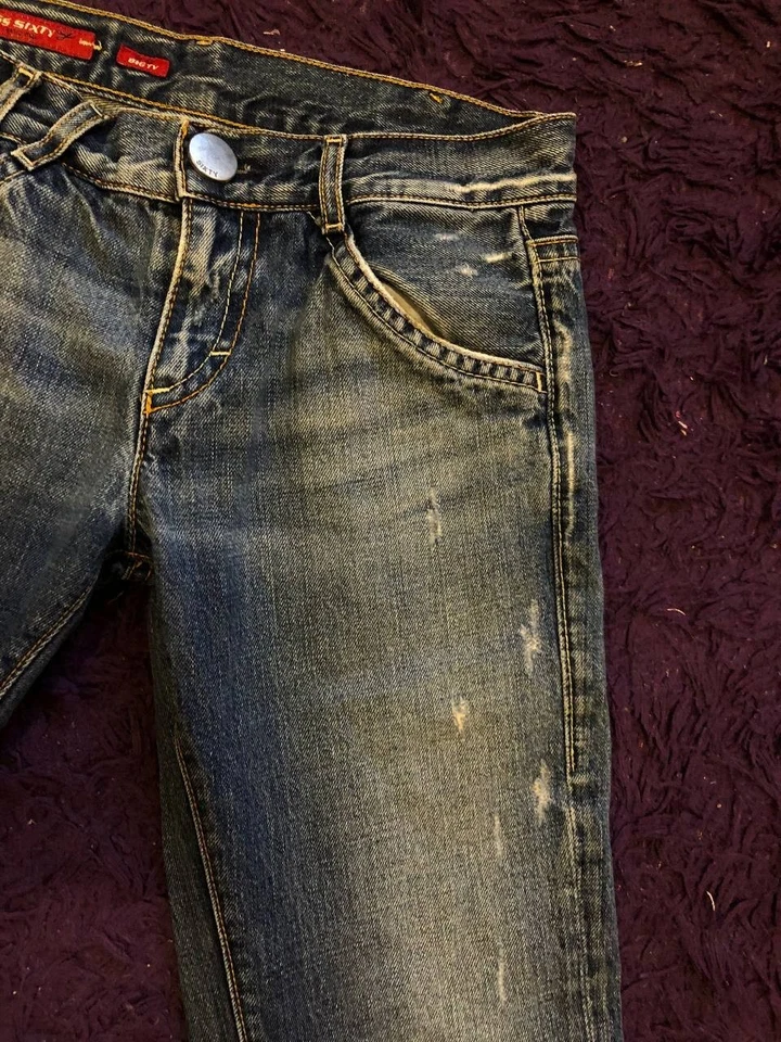 Calça Miss Sixty Bigty feminina 26 azul algodão jeans streetwear desgastado desbotado - Imagem 4 de 4