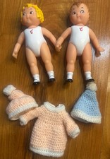 Vintage 1995 Campbells Soup Kids Dolls With 2 Knitted Caps And 1 Dress Adorable 