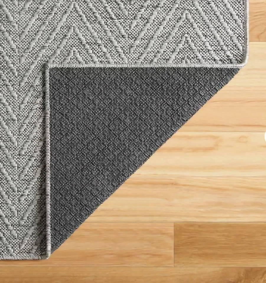 Town And Country Indoor/Outdoor Grey 5' x 7' Area Rug, Easy Cleaning Everwash - Image 2 of 2