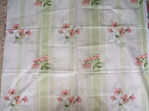 COLEFAX AND FOWLER FABRIC MOSSOP 1999 V&A 44"L X 38" FLORAL STRIPE FREE POST