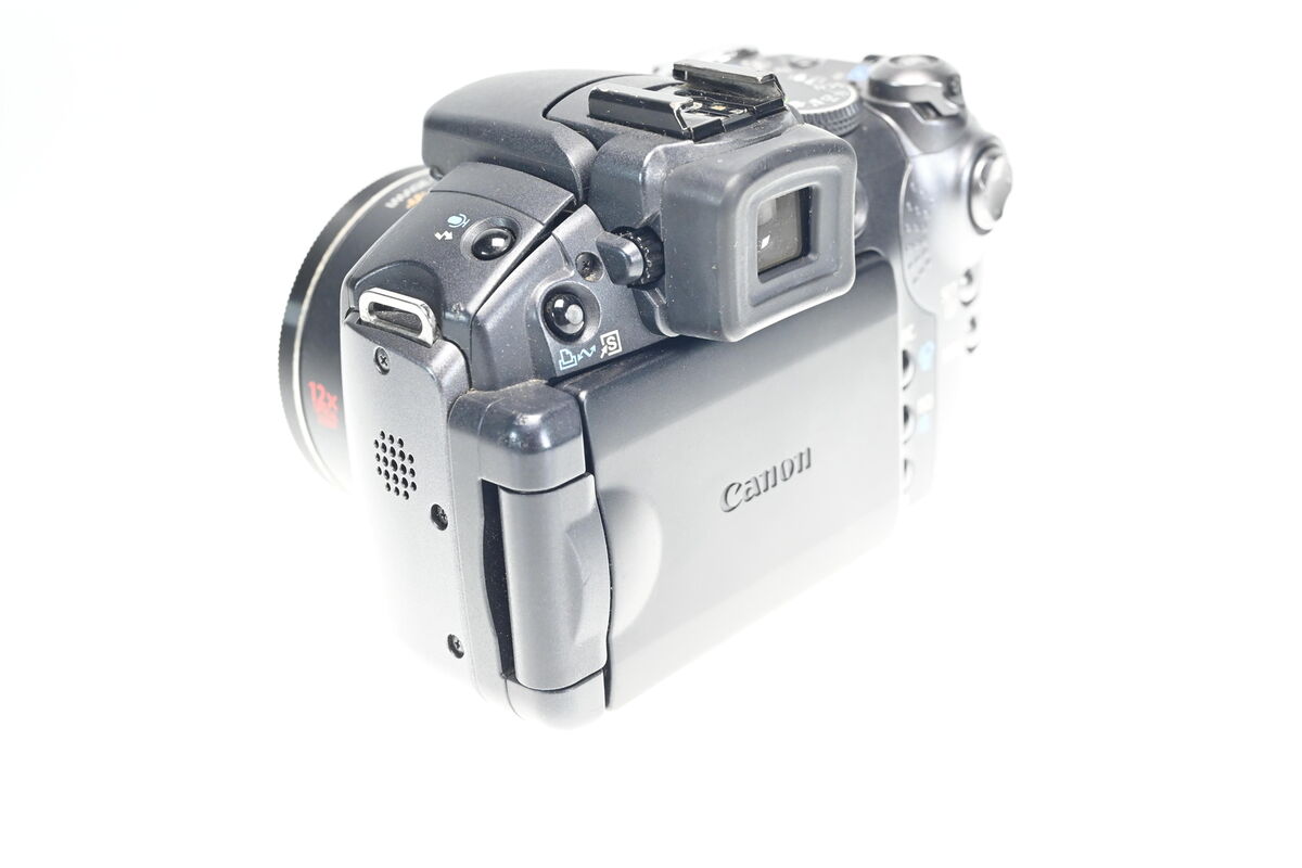 Canon PowerShot S5 IS 8MP Digital Camera w/12x Optical Zoom Canon PowerShot S5 IS 8MP Digital Camera w/12x Optical Zoom