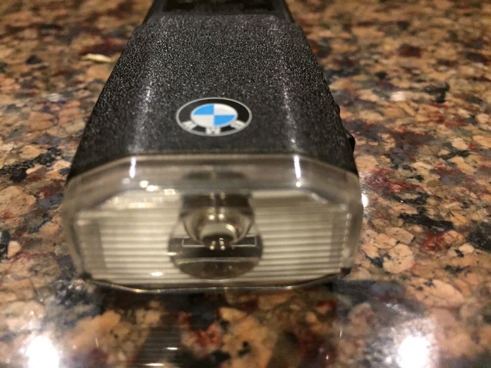 milwaukee 2107 325 lumens led aluminum flashlight Milwaukee 325 Lumens LED Aluminum Flashlight 2107