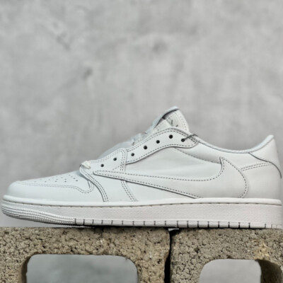 TD1228-111 AJ1 Retro Low OG SP x Travi Scot Michael Rubin White Party