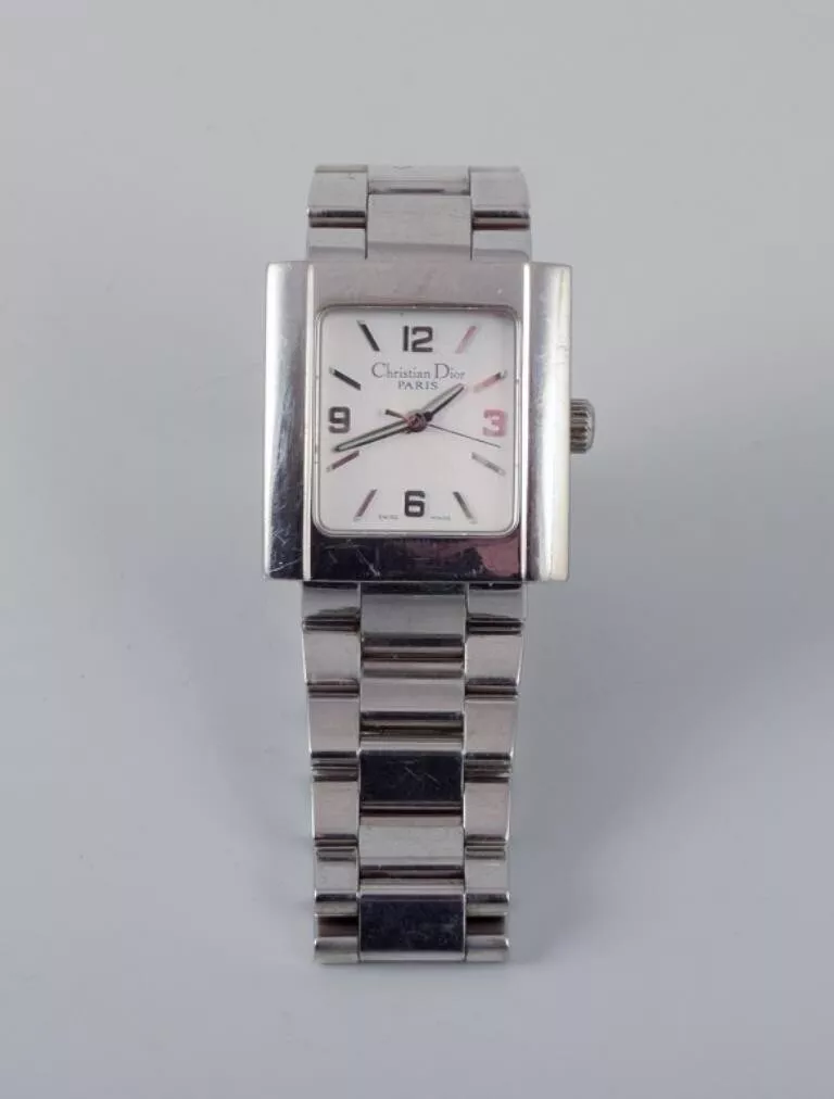 Christian Dior Paris, France. Montre bracelet femme en acier inoxydable. Années 80.
