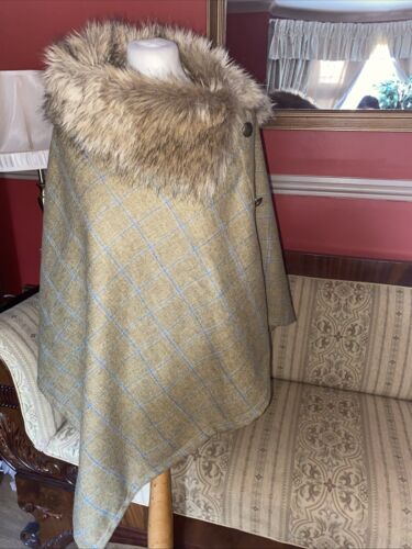 Green Check Tweed Wool Fur Collar Poncho Cape OSFA Handmade Gift Paisley Lined❤️ - Picture 2 of 13