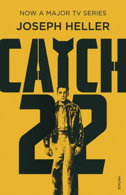 Catch-22 by Joseph Heller (Paperback Book)
