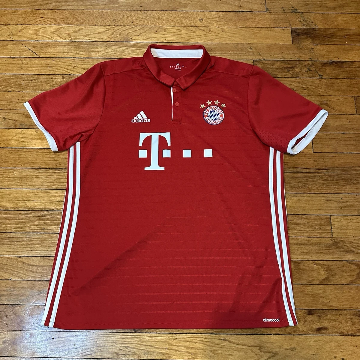 Bayern Munich Size XL International Club Soccer Fan Jerseys for