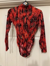 Body in velluto rosso ginnastica bambina Milano taglia 34 pollici, età 13-15 anni