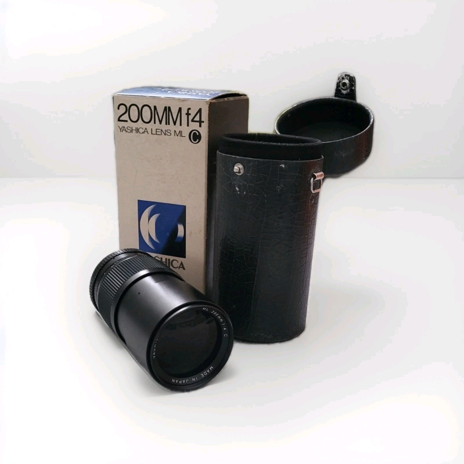 Yashica Lens Yashica 200mm F4 Yashica Lens ML 200mm 1:4 C