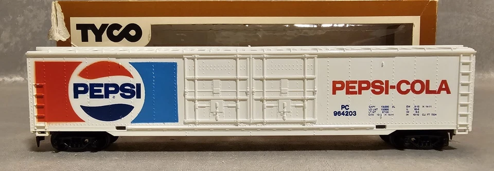 TYCO HO Scale Pepsi Cola 62' Double Door Billboard Box Car 361B PC 964203 - Image 2 of 4