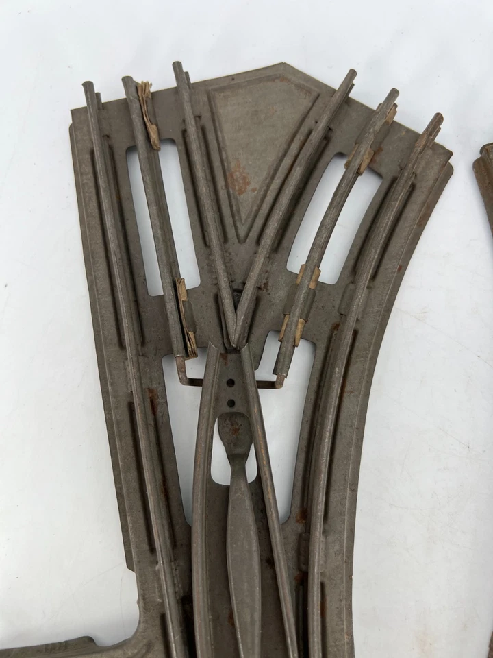 American Flyer O Gauge Lot of (2) Switch Track Left/Right Fair Condition - Image 4 of 4