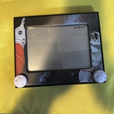 etch a sketch vintage Limited edition moon