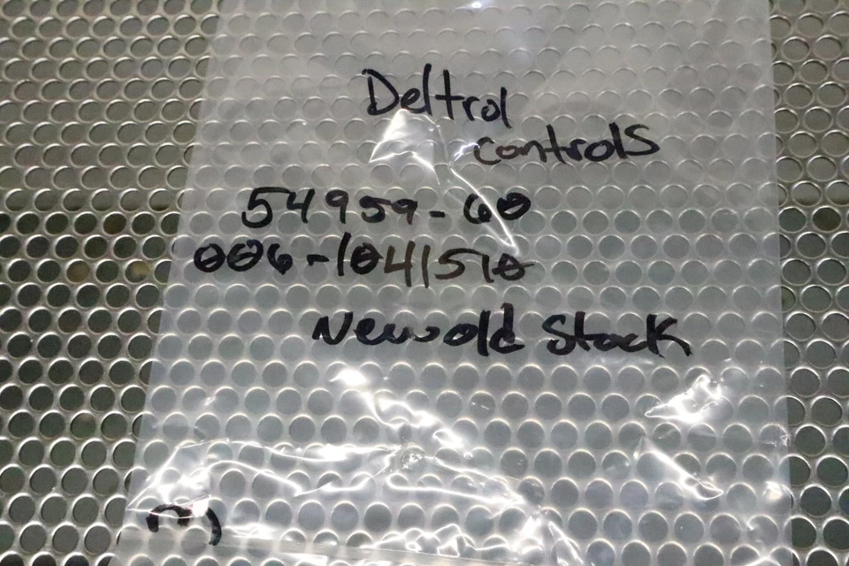Deltrol Controls 54959-60 006-1041510 Solenoid New Old Stock See All Pictures - Image 2 of 4