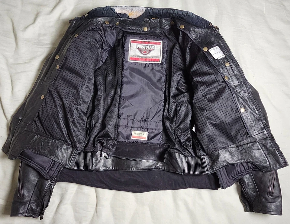 Vintage FIRSTGEAR Men's Black Motorcycle Leather Jacket Size 42 - Image 3 of 4
