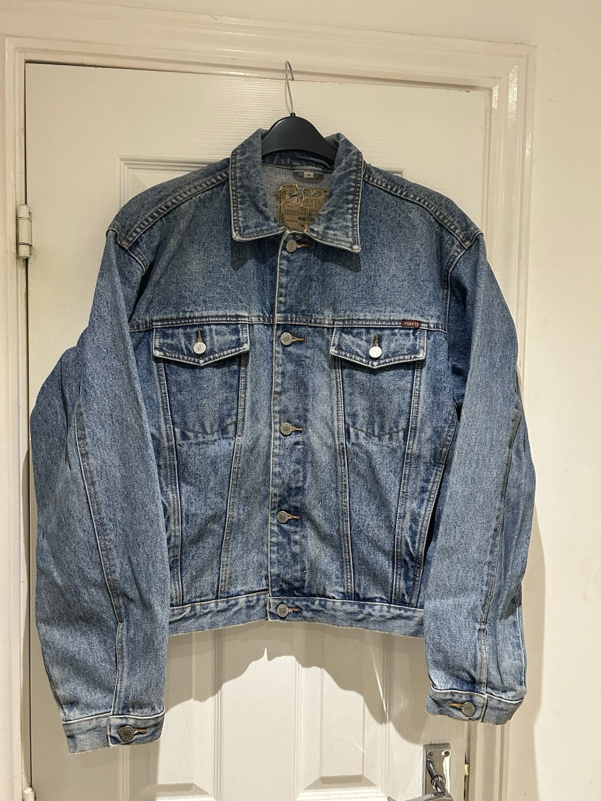 Fuente Vintage Denim Trucker Jacket,Light Blue Button Up, Button Pockets. Size M