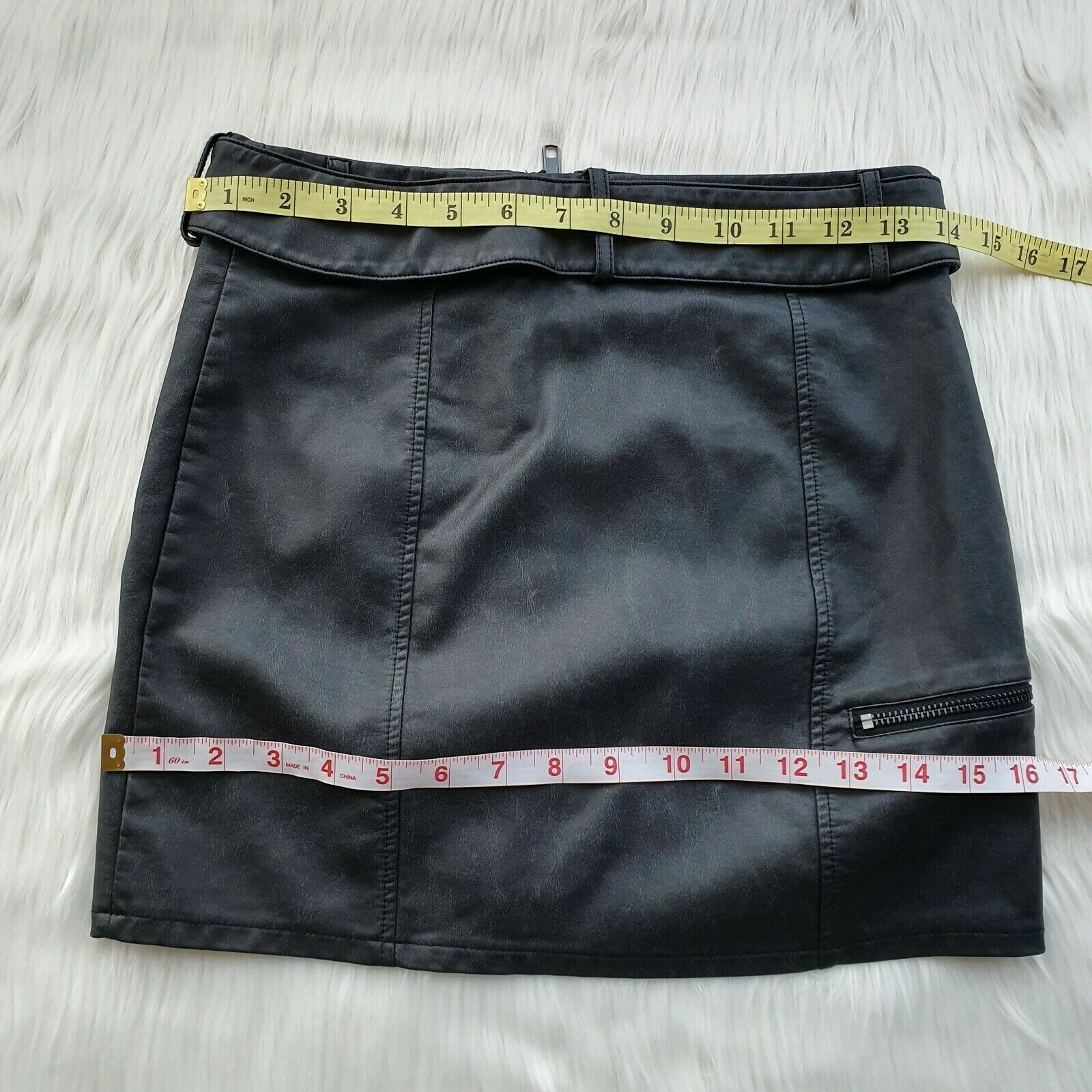Picture 4 of 5