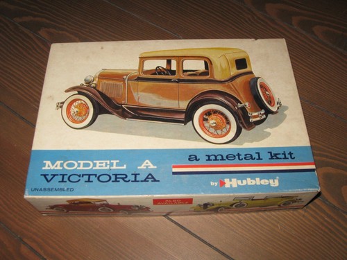 HUBLEY METAL MODEL CAR KIT, MODEL A FORD VICTORIA 100% Complete - Foto 1 di 6