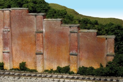 Monroe Models ~ HO Scale ~  Tapered Wing Walls B&O Style Brick ~ 2 Pcs ~ 152