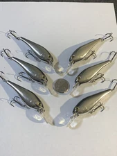 (LOT OF 6) H20 XPRESS CRANKBAITS.  COLOR AS SHOWN NEVER FISHED.