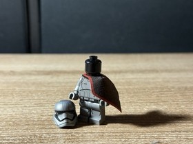 LEGO Star Wars Captain Phasma Minifigure sw0684 75103 First Order Transporter