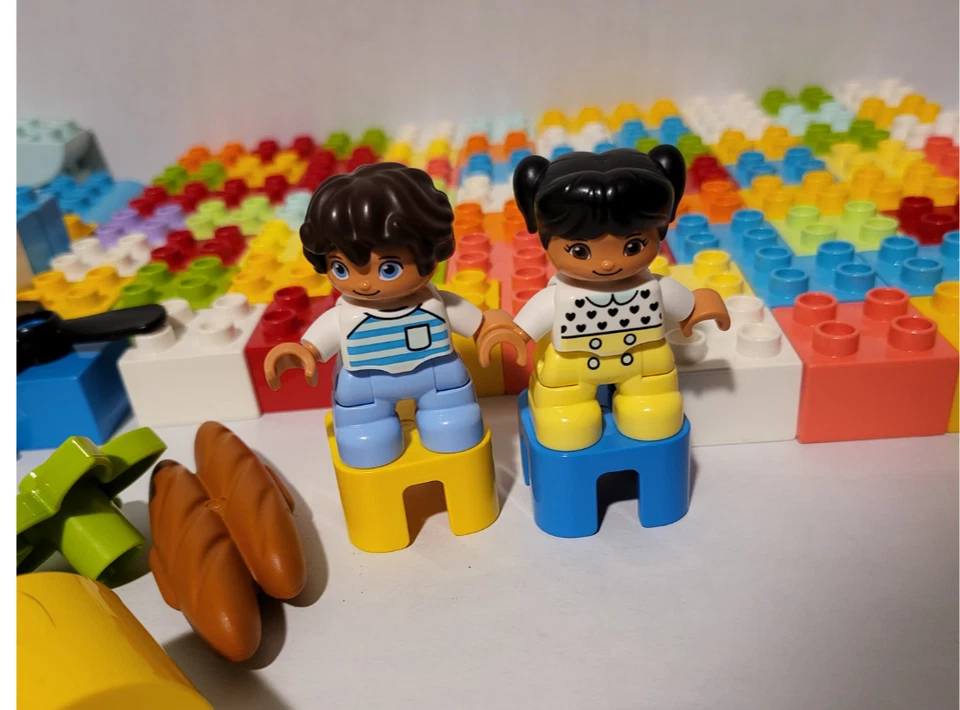 LEGO Duplo Bulk Lot 120 Bricks & Figures Mixed Color Large Blocks Toddler Toys - Image 4 of 4