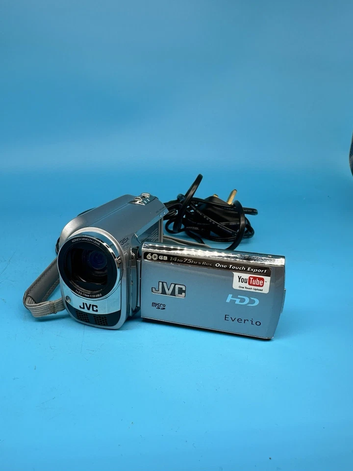 JVC Everio GZ-MG630SEK Handheld HD HDD Camcorder With Charger, Silver - Tested - Image 2 of 4