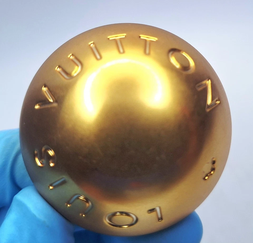 LOUIS VUITTON 2013 Store Window Display Rivet Stud LV Brushed Gold Plastic RARE - Image 4 of 4