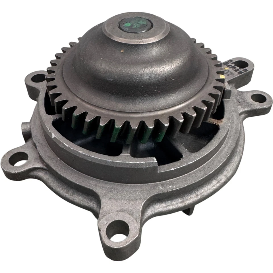 REMAN CARQUEST 58-595 Water Pump FOR 01--05 Sierra/ Topkick/ Silverado/ Kodiak - Image 2 of 4
