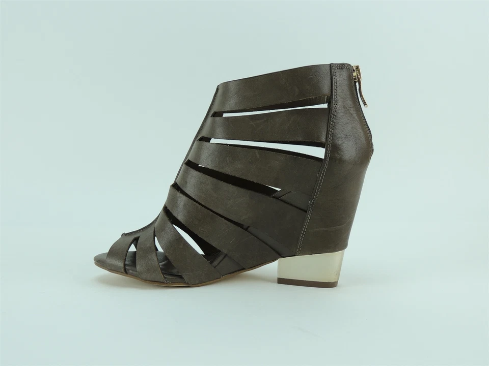 Sandalias de cuña para mujer BCBGeneration Charlie Gladiator gris pizarra oscuro 8,5 M Foto 3 de 4