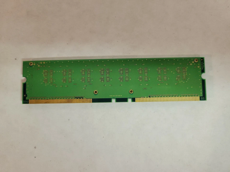 MR18R0828BN1-CK8 Samsung Rambus 128MB PC800 800MHz 45ns ECC 184-Pin RDRAM... - Image 2 of 2