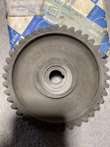 Mercedes Injection Pump Drive Gear 3140770412 NOS OEM W309 W310 W409 T1 ...