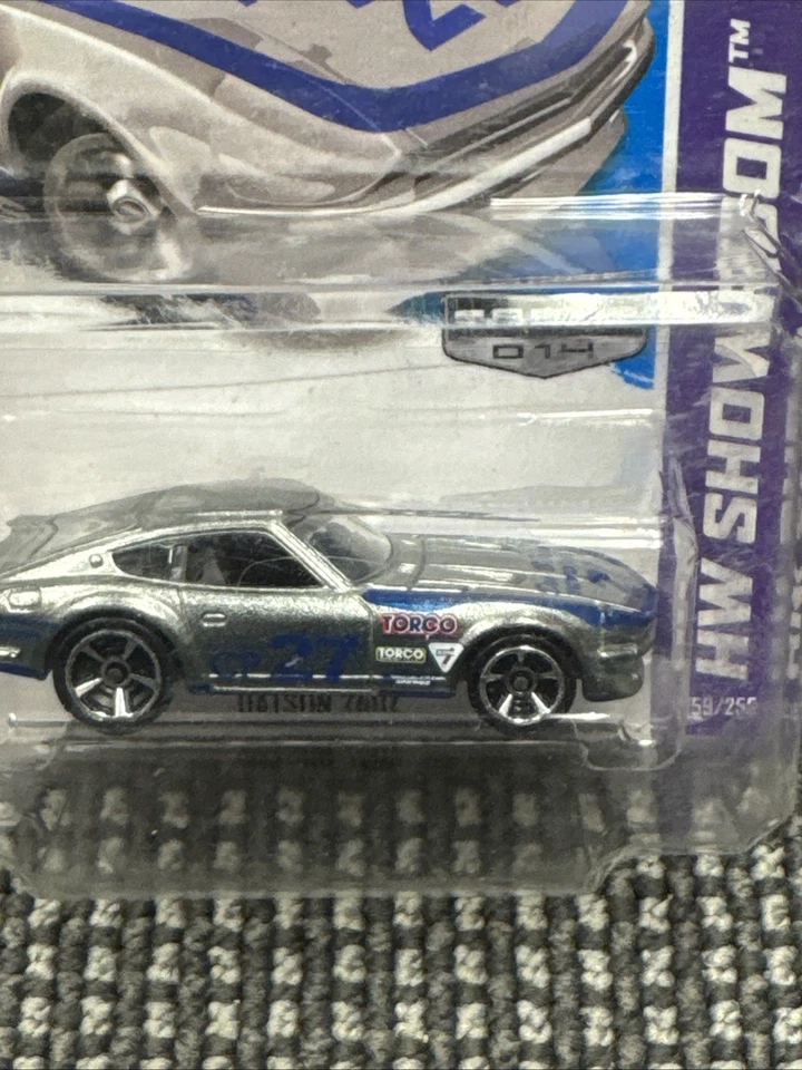 Walmart Zamac 2013 Hot Wheels - Datsun 240Z - Serie HW Showroom Foto 2 de 3