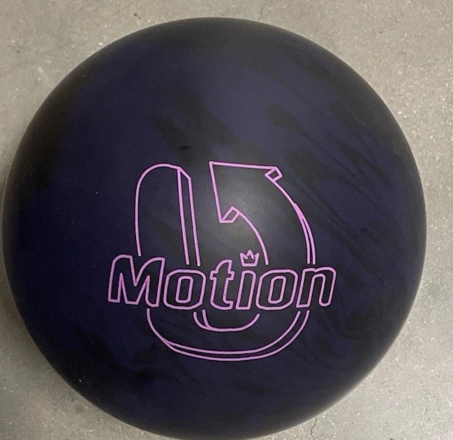 Brunswick U-Motion Urethane Bowling Ball Deep Dark Purple 15 LB (M)