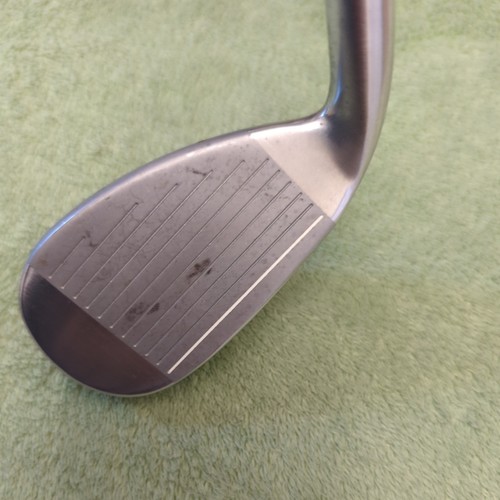 Adams Idea Velocity Slot Tech Right Had 6 Iron Graphite Regular Flex - Picture 6 of 6