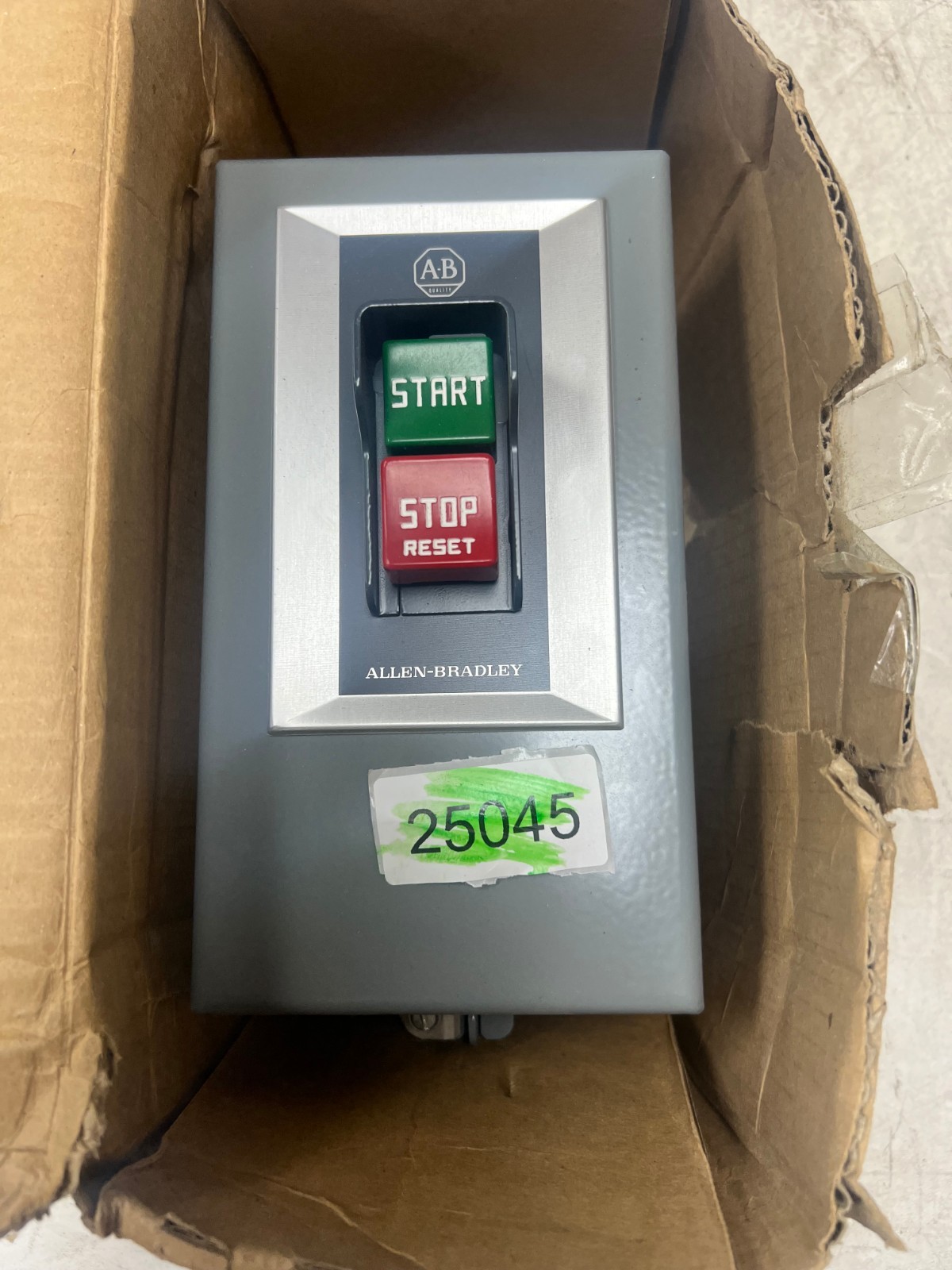 Allen-Bradley 609-AJW Manual Starter NEMA SIZE 0 Series K