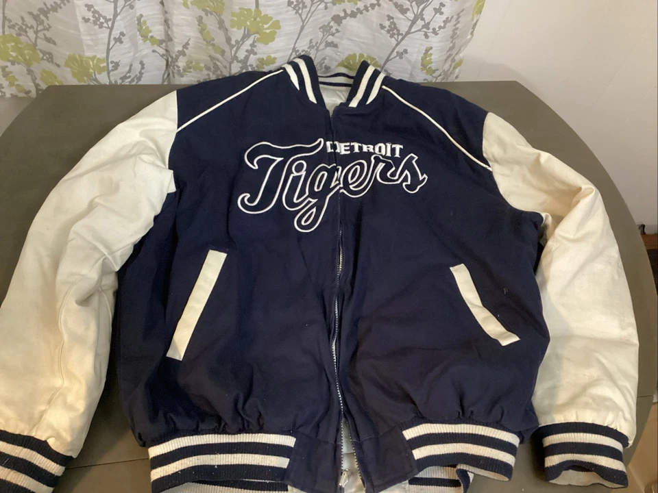 Chaqueta De Colección Reversible Detroit Tigers Serie Mundial Talla XL Pre Amada Foto 3 de 4