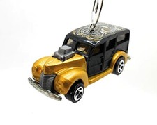 Christmas Ornament for 1940 Woodie Black Gold