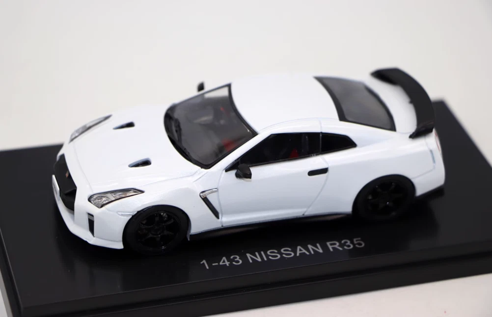 1/43 Alloy diecast car model Nissan GT-R R35 sports car white | eBay