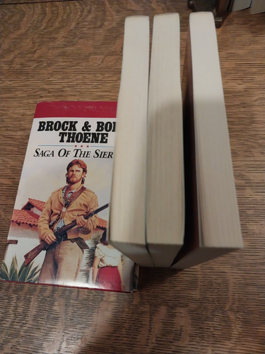 Saga of the Sierras Brock & Bodie Thoene Taschenbuch Bücher Box Set #5-7 - Bild 4 von 4