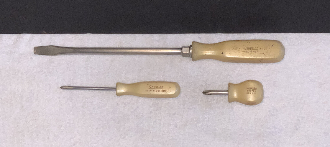 Snap On USA Yellow Handle Screwdrivers SSDP22 & SSDP31 Phillips & SSD8