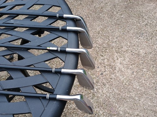 Cleveland 588 MT Irons / 5-9 Regular Flex Cleveland Action Lite 55 Shafts - Picture 3 of 5