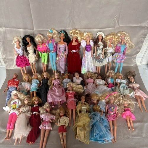 Barbie Vintage Fashion Doll Lot, 1960s Removable Clothes, Outfits