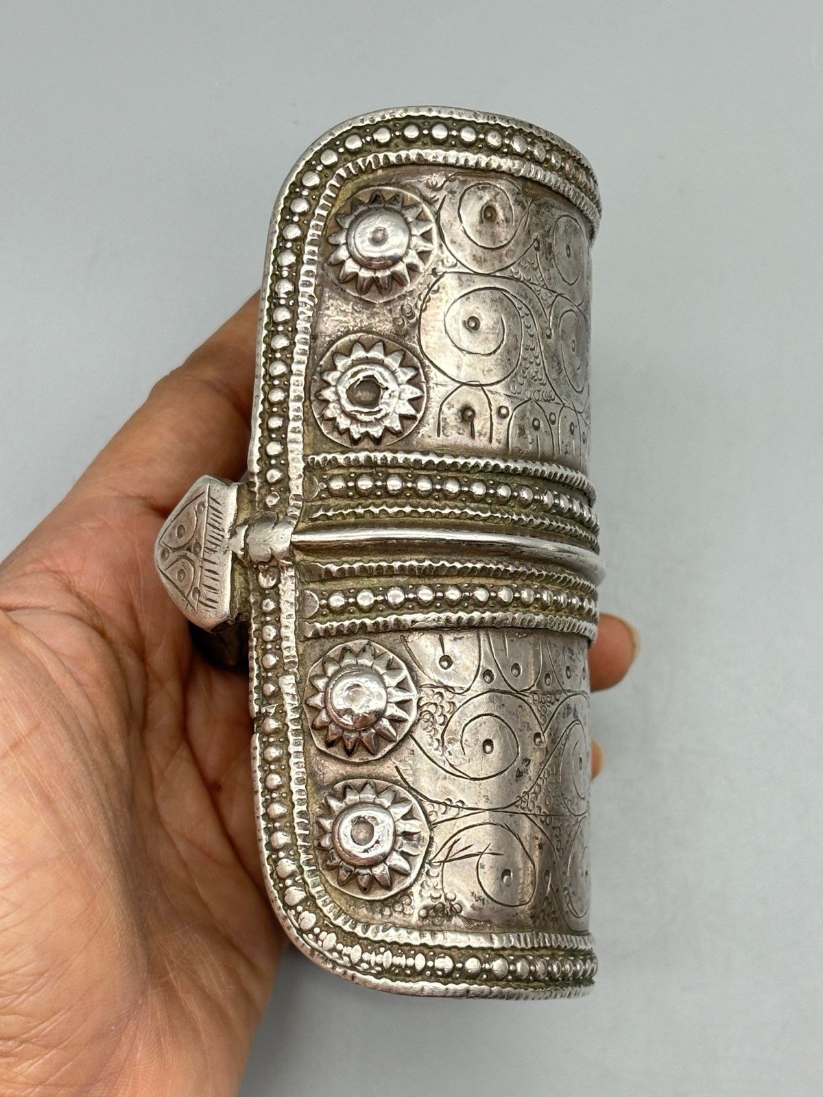 Solid Silver Antique Bracelet Pair,old Fashion 27… - image 10