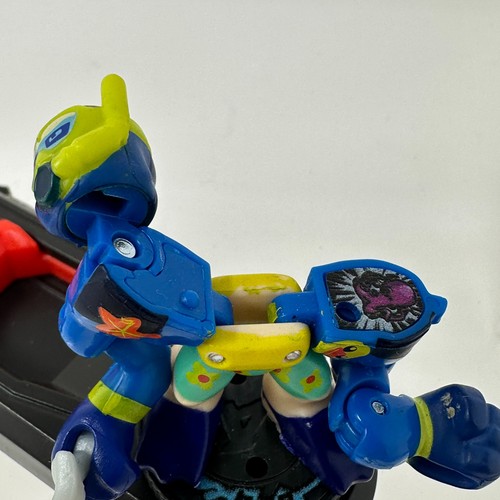 Akedo Wildtide Figure Ultimate Arcade Warriors Powerstriker Series 1 Toy Base - Picture 4 of 8