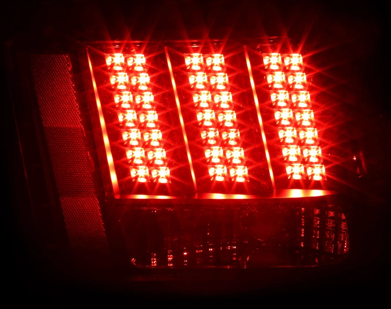 Ford GT 1999-2004 Tail light Red