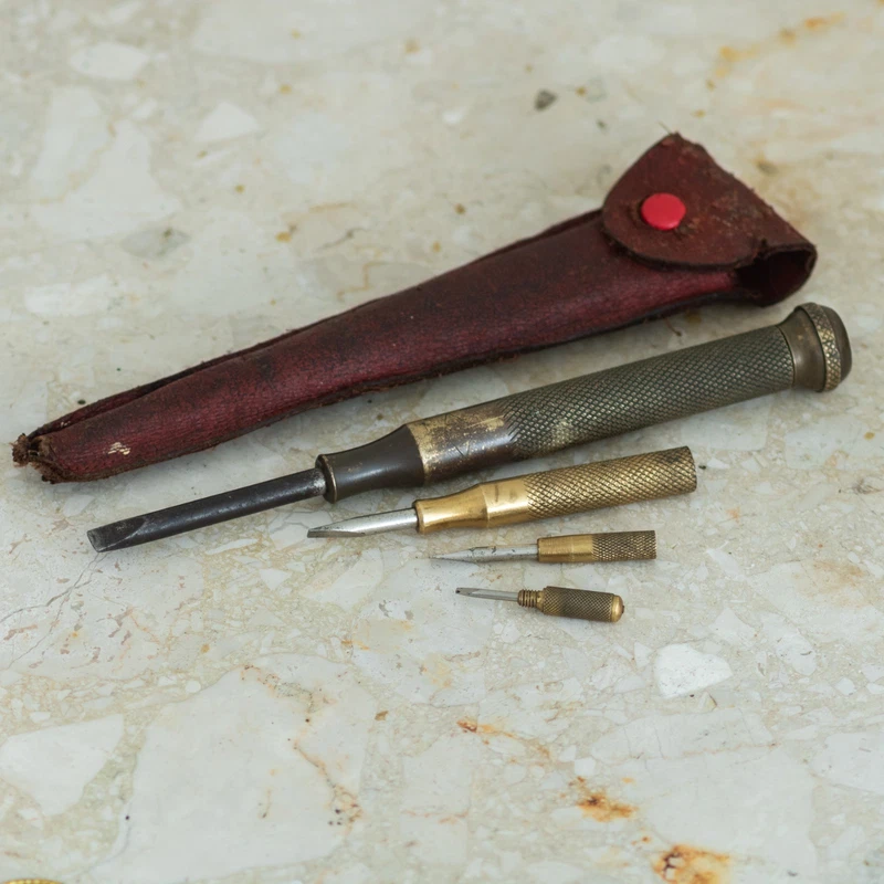 Vintage NUBO 4-4 in-1 Screwdriver Set Pouch